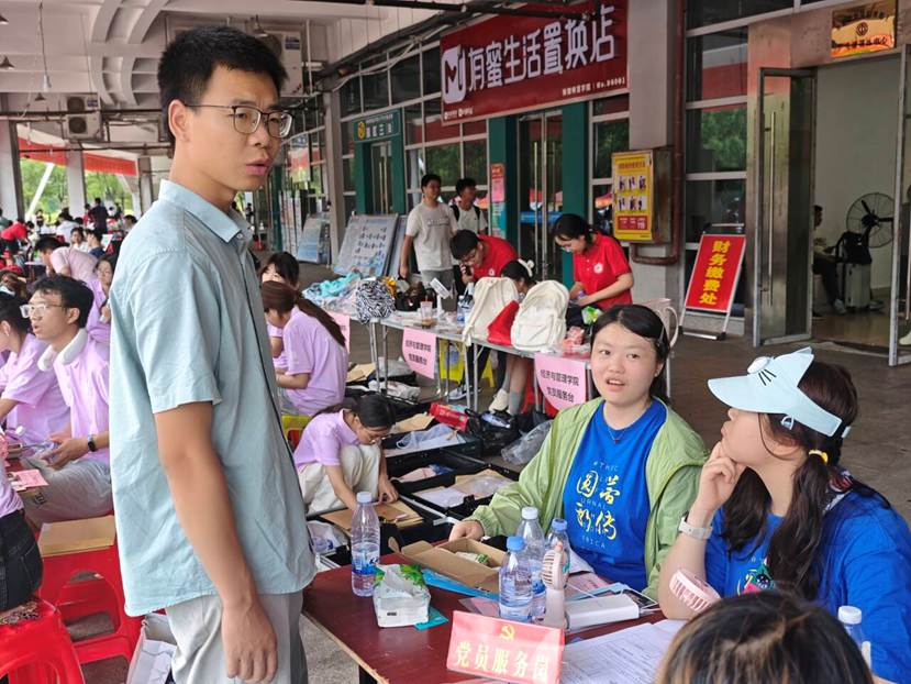 2b7f0f487df6bce092061f6f2a34e2fa_720